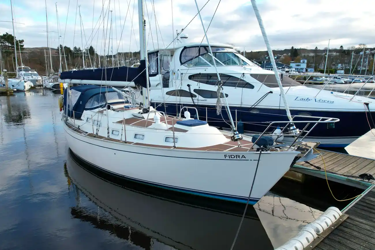 2004 Vancouver 34 Classic for sale at Miles Stratton Marine
