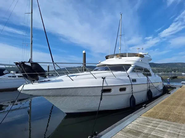 2000 Sealine F43 for sale at Miles Stratton Marine