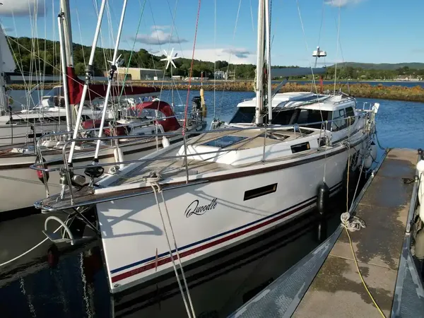 2016 Sirius 40DS for sale at Miles Stratton Marine